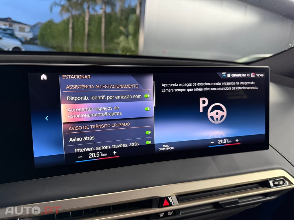 BMW iX xDrive 40 Pack Desportivo