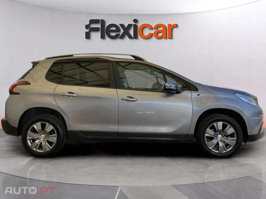 Peugeot 2008 1.2 PureTech Style