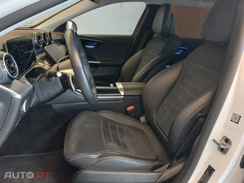 Mercedes-Benz C 300 e AMG Line