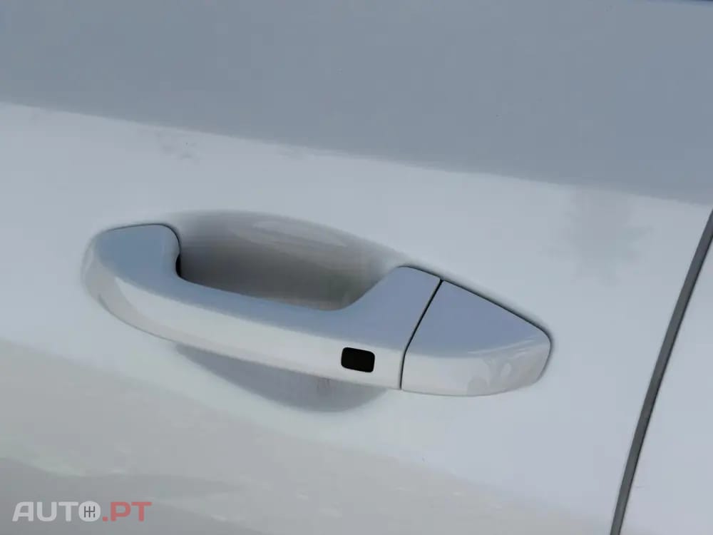 Kia Ceed SW 1.4 T-GDI Drive+SRF 7DCT