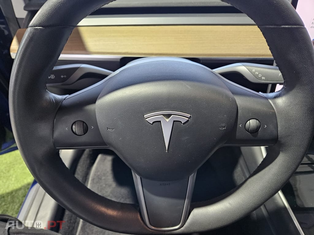 Tesla Model 3 Long Range Tração Traseira