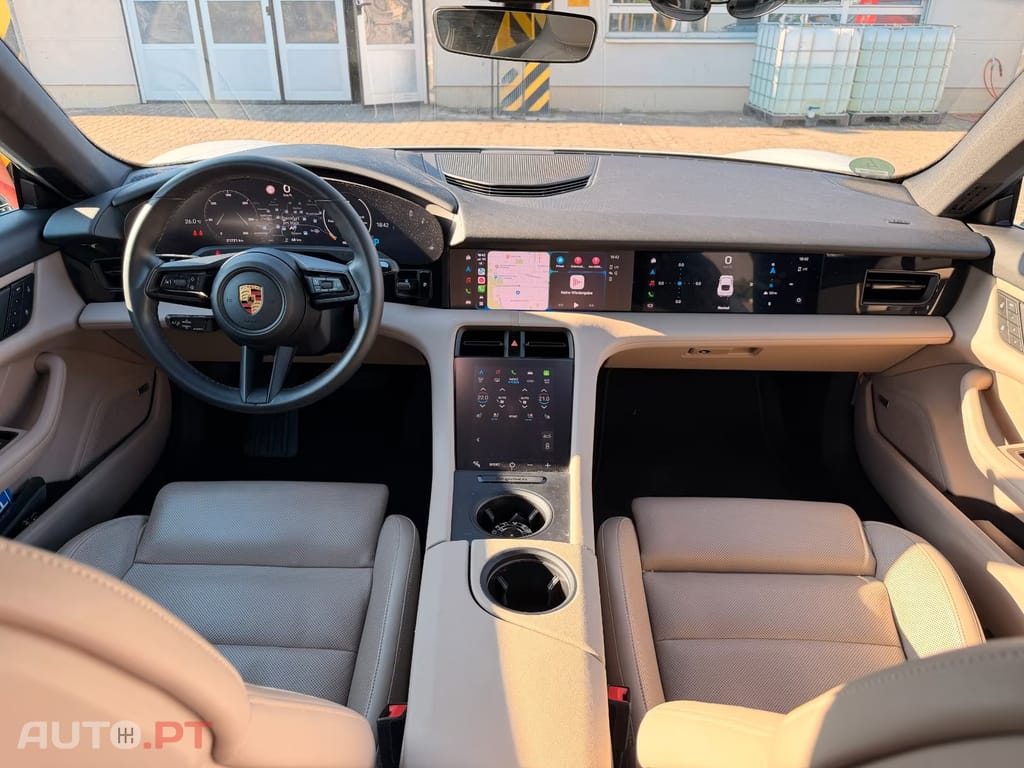 Porsche Taycan Carbon