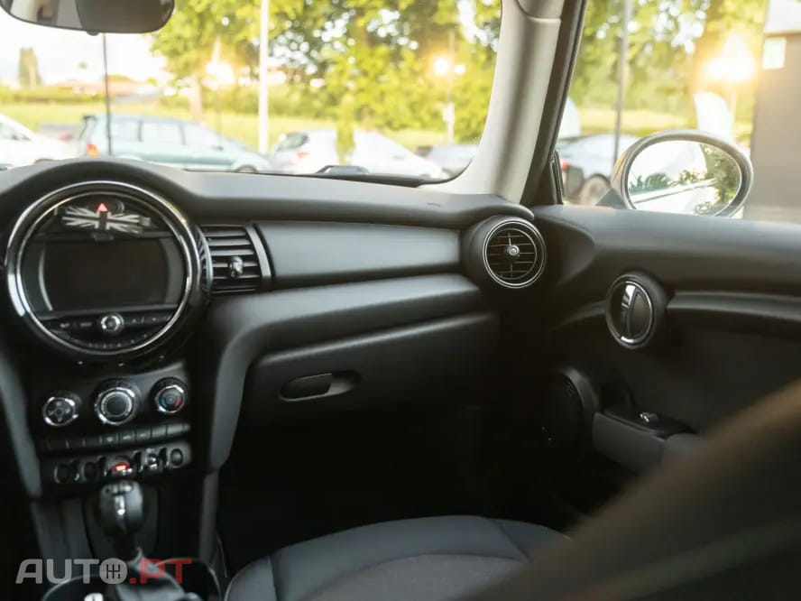 MINI Cooper One
