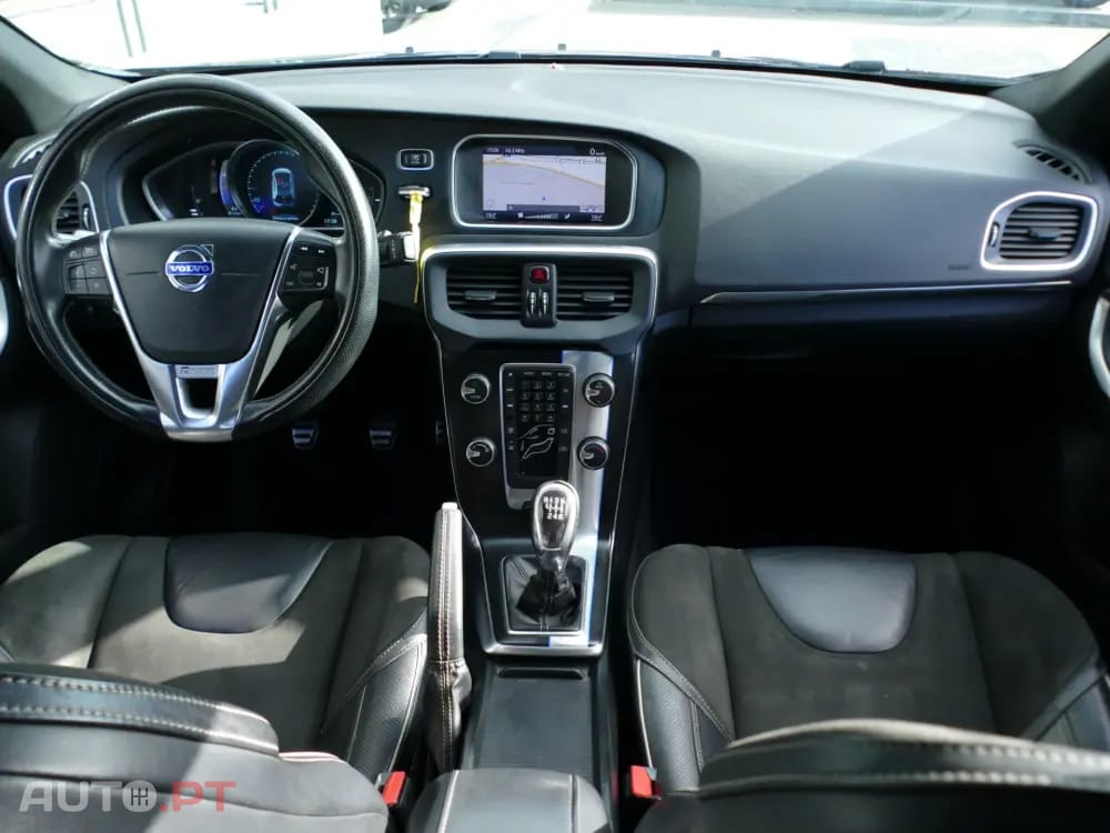 Volvo V40 1.6 D2 R-Design