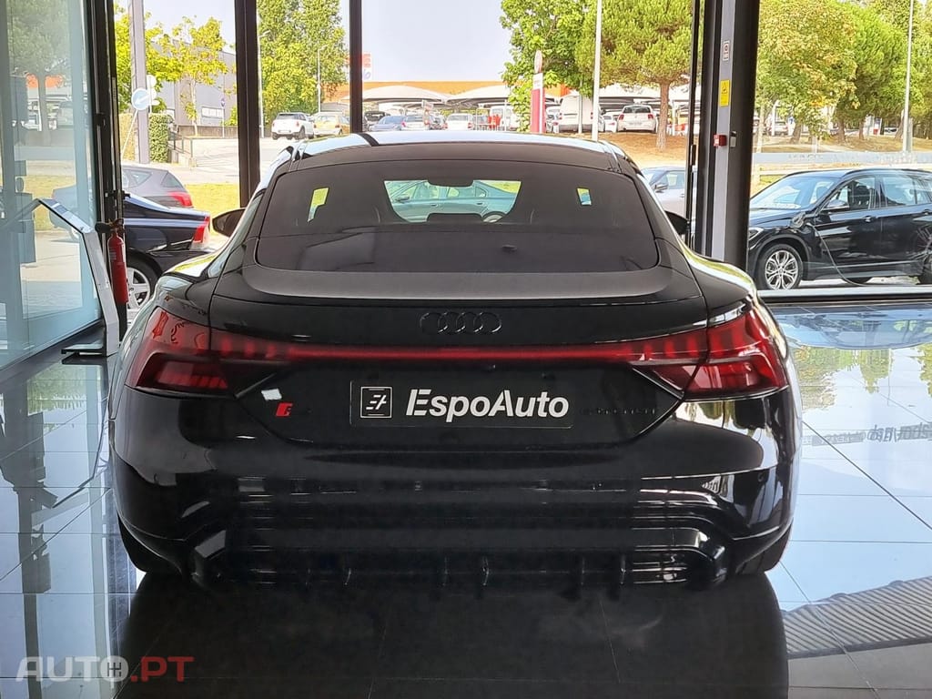 Audi RS E-Tron GT quattro