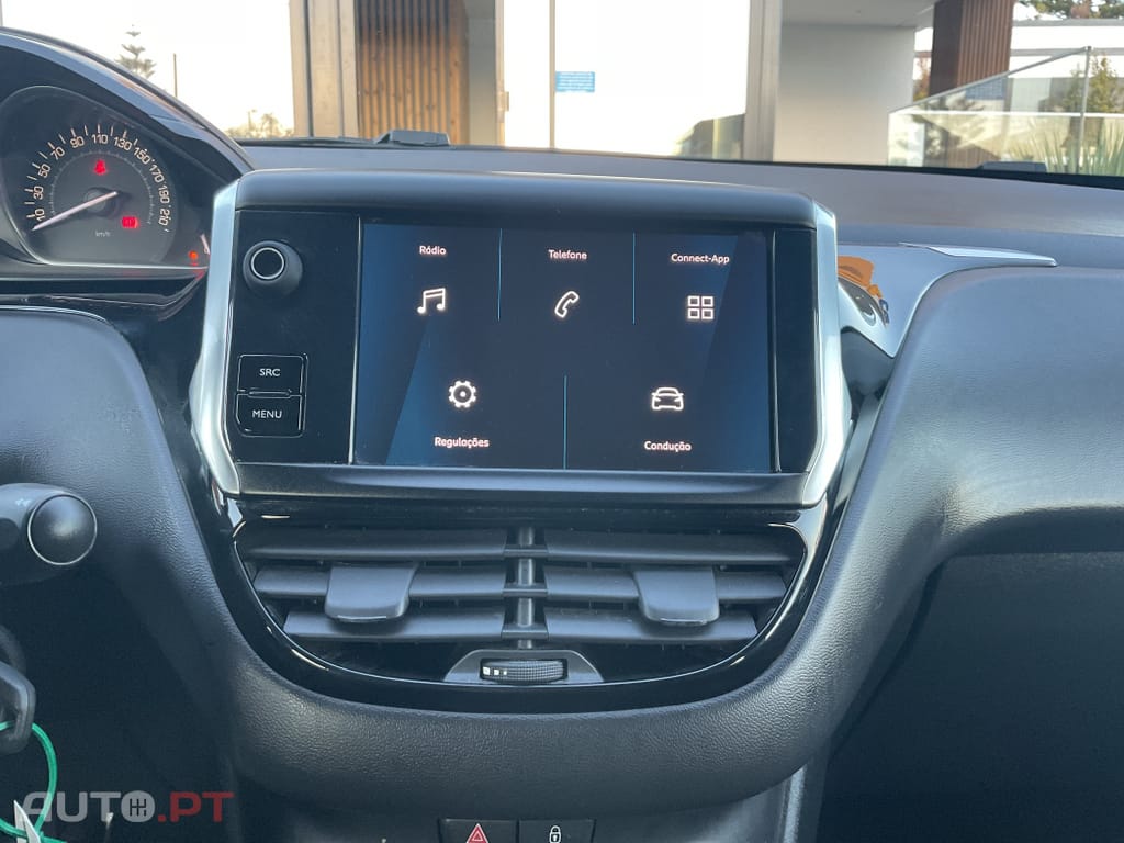 Peugeot 208 1.6 BlueHDi Active