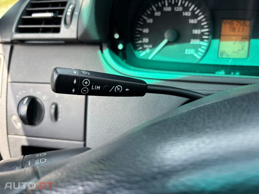 Mercedes-Benz Vito 113 CDI Compacta CREW