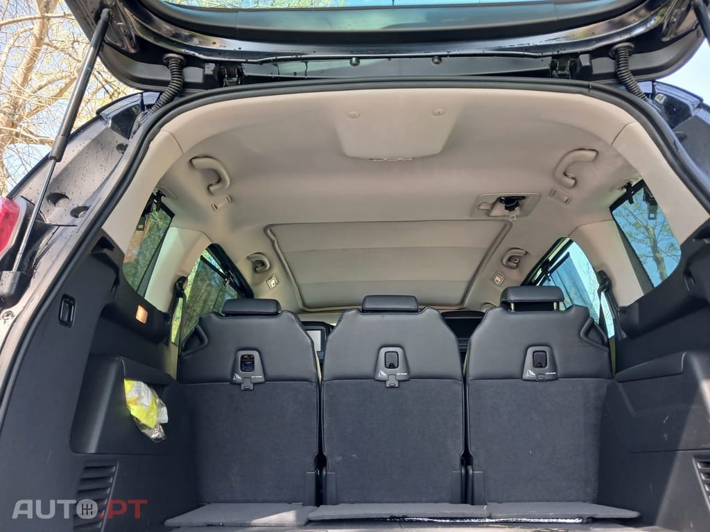 Peugeot 5008 2.0 HDi Sport