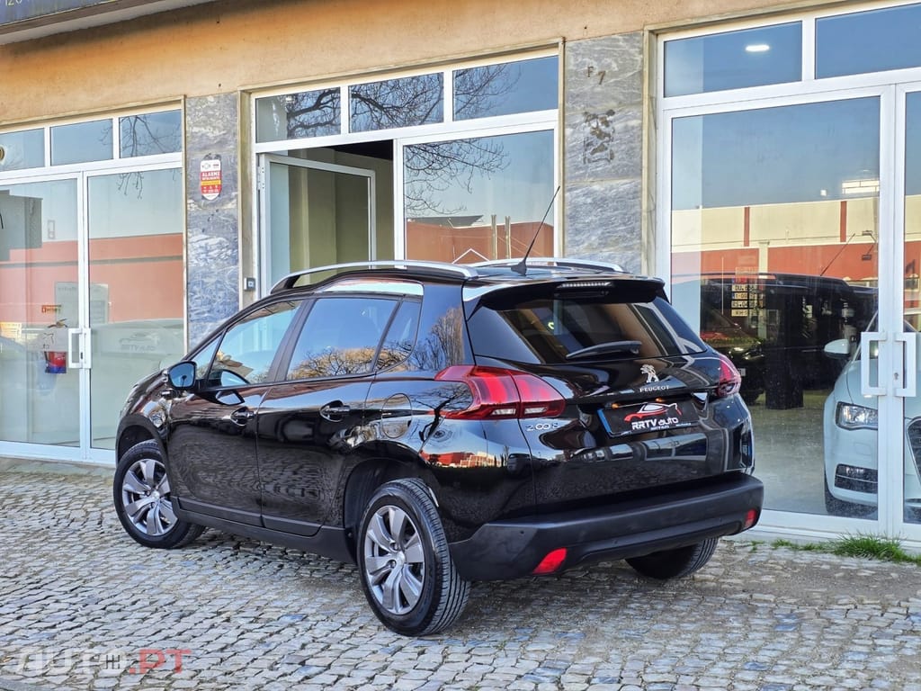 Peugeot 2008 1.6 BlueHDi Style