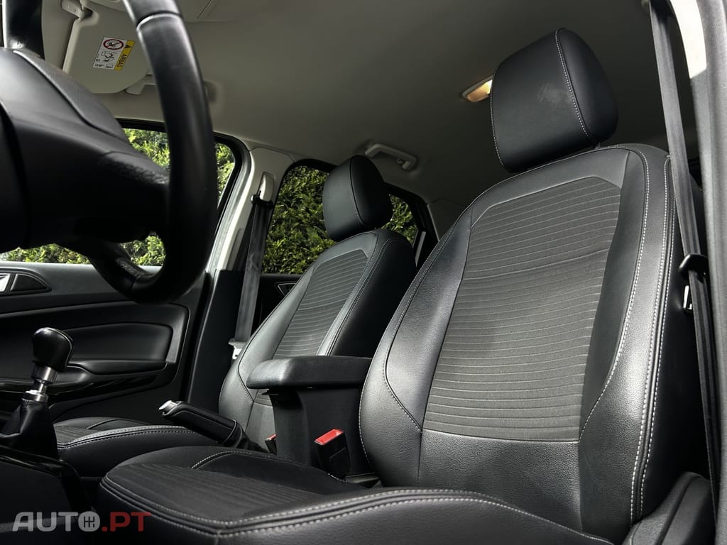 Ford EcoSport 1.0 EcoBoost TITANIUM