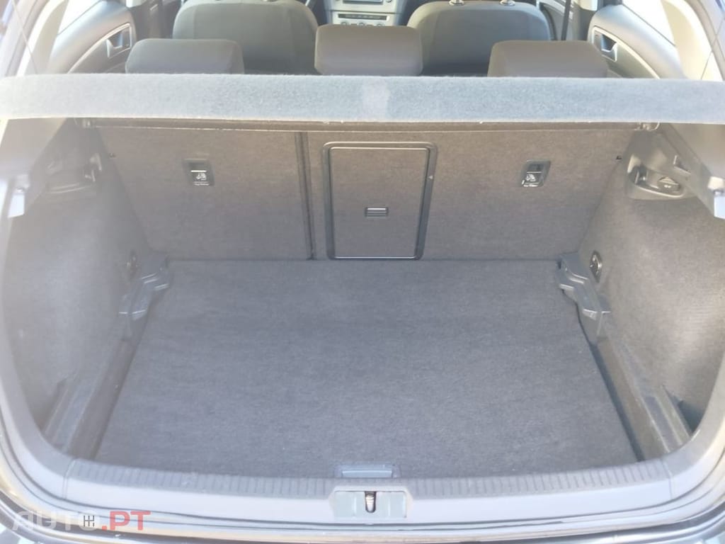 Volkswagen Golf 1.0 TSI Confortline
