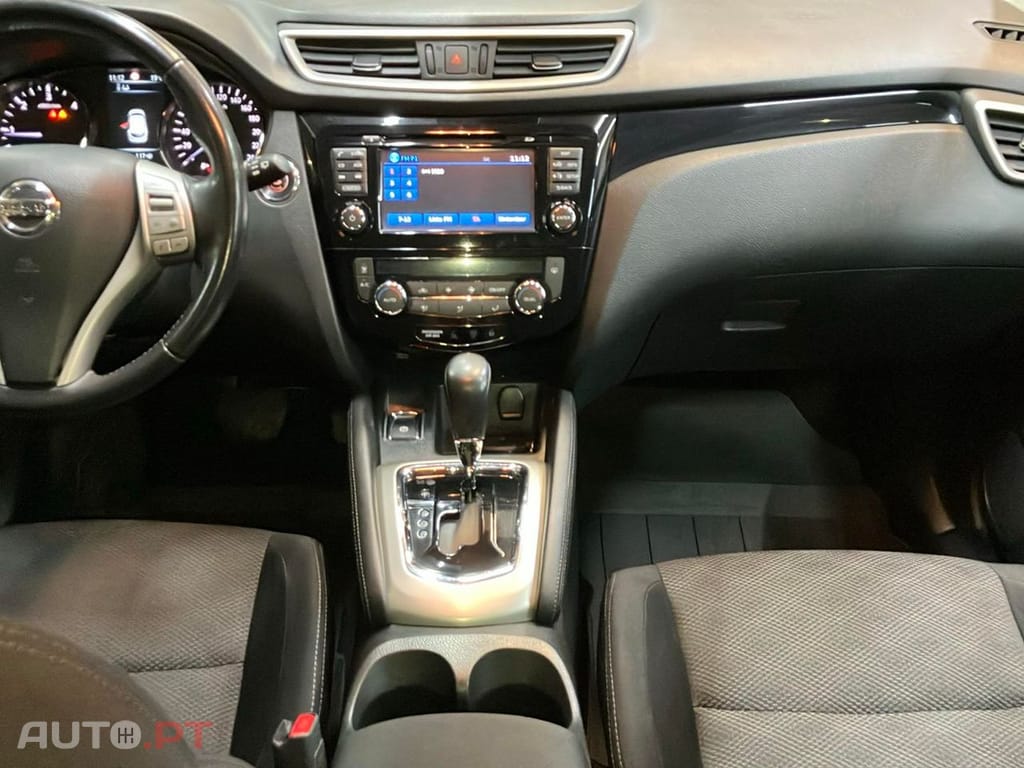 Nissan Qashqai 1.6 dCi N-Connecta J18