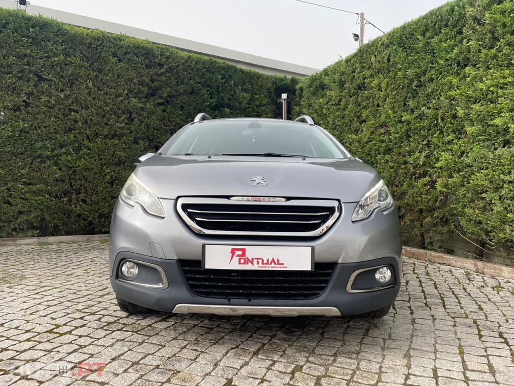 Peugeot 2008 1.2 PureTech Allure