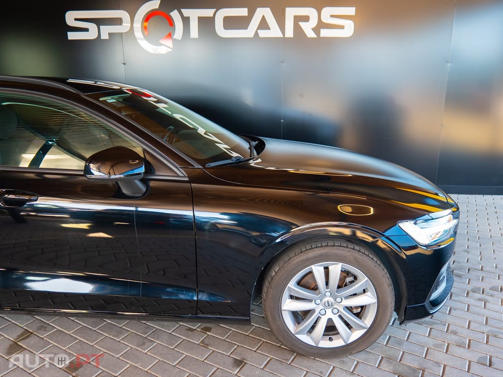 Volvo V60 2.0 D4 Momentum Geartronic