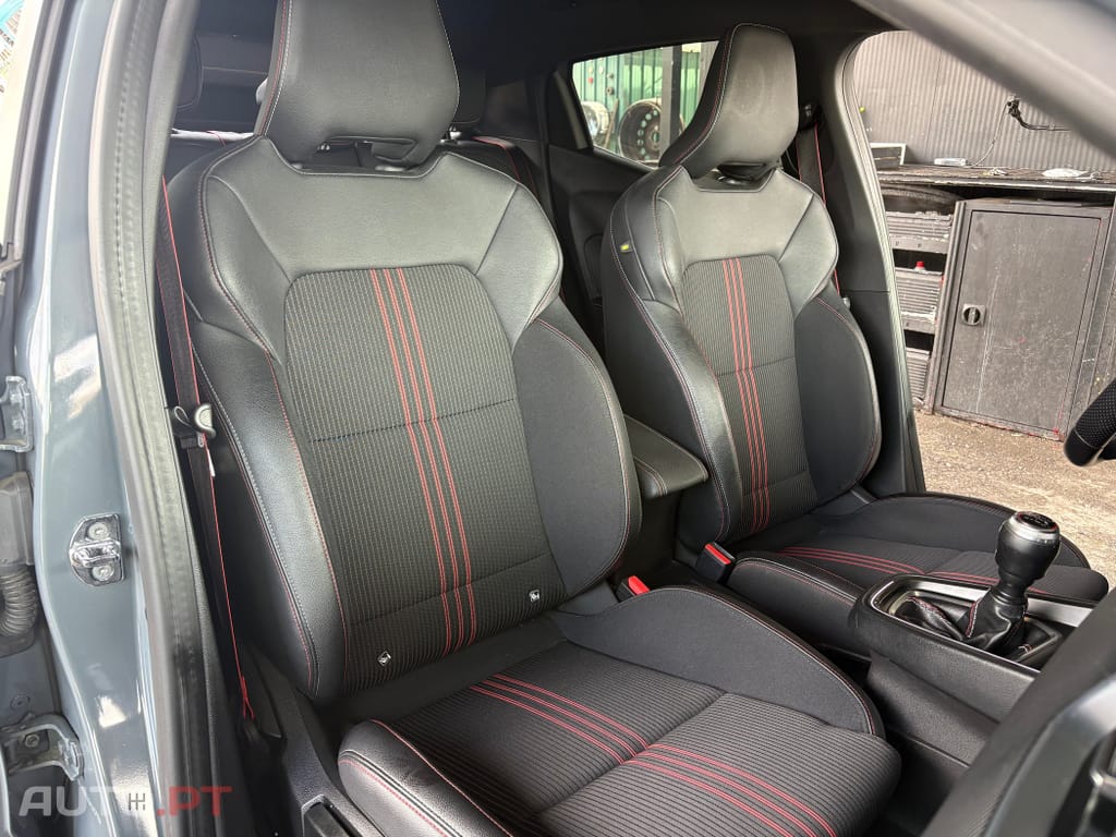 Renault Clio 1.0 TCe RS Line