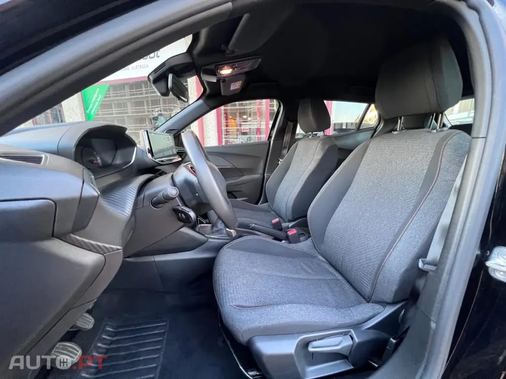 Peugeot 2008 1.2 PureTech Style