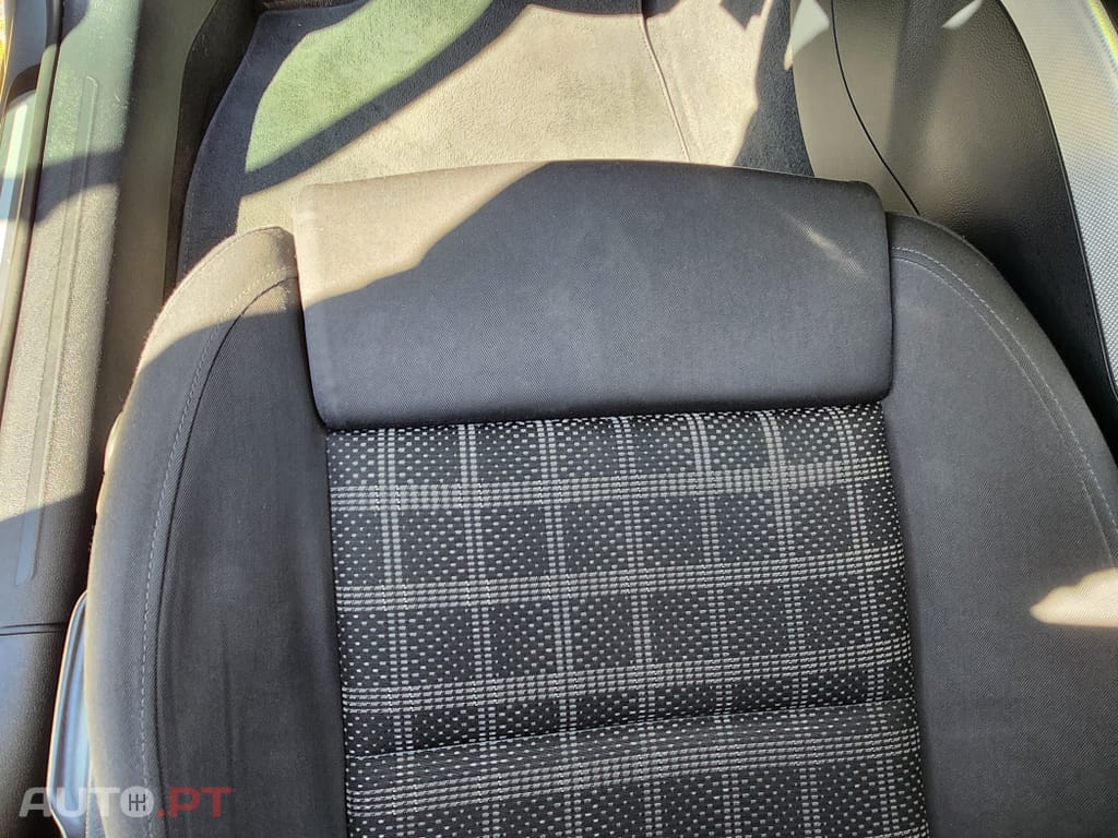 Audi A4 Avant 2.0 TDI multitronic Sport