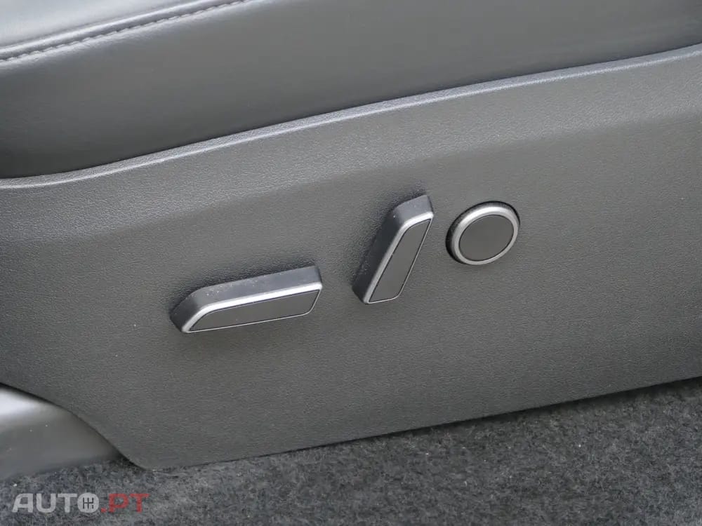 Tesla Model Y Tração Traseira