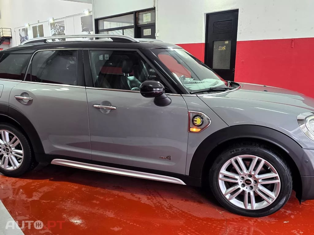 MINI Countryman Cooper SE ALL4 Auto