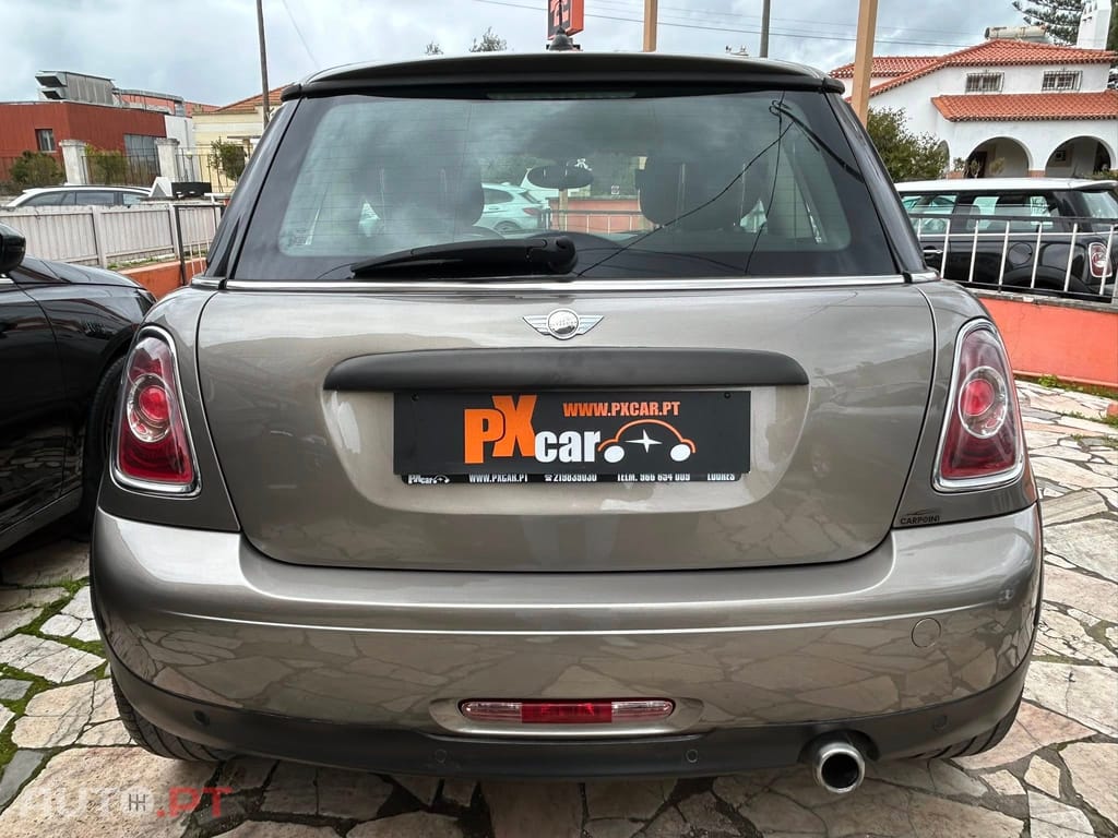 MINI One d -2011