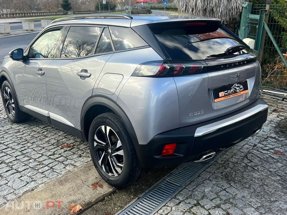Peugeot 2008 1.2 PureTech Allure Pack