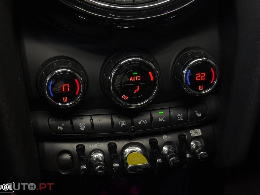 MINI Cooper Cooper SE
