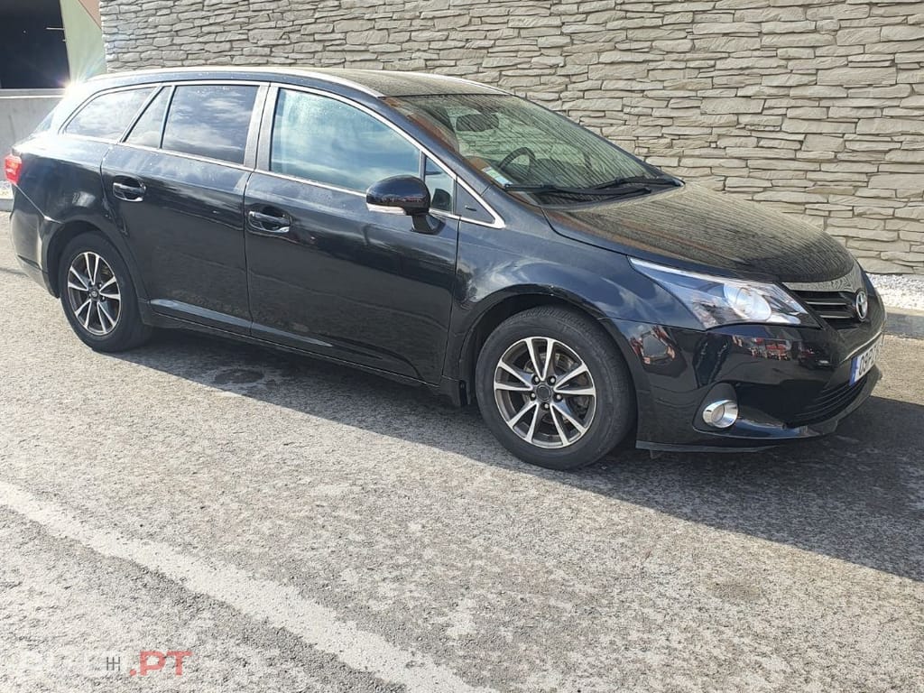 Toyota Avensis SD 2.0 D-4D Exclusive