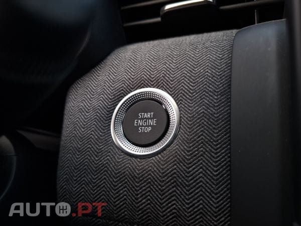 Renault Clio TCe 100 Bi-Fuel Techno