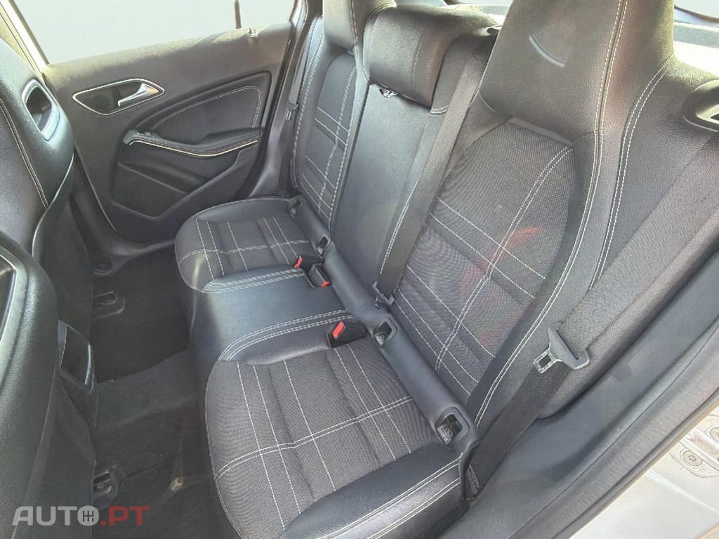 Mercedes-Benz A 180 CDI 7G-DCT Urban