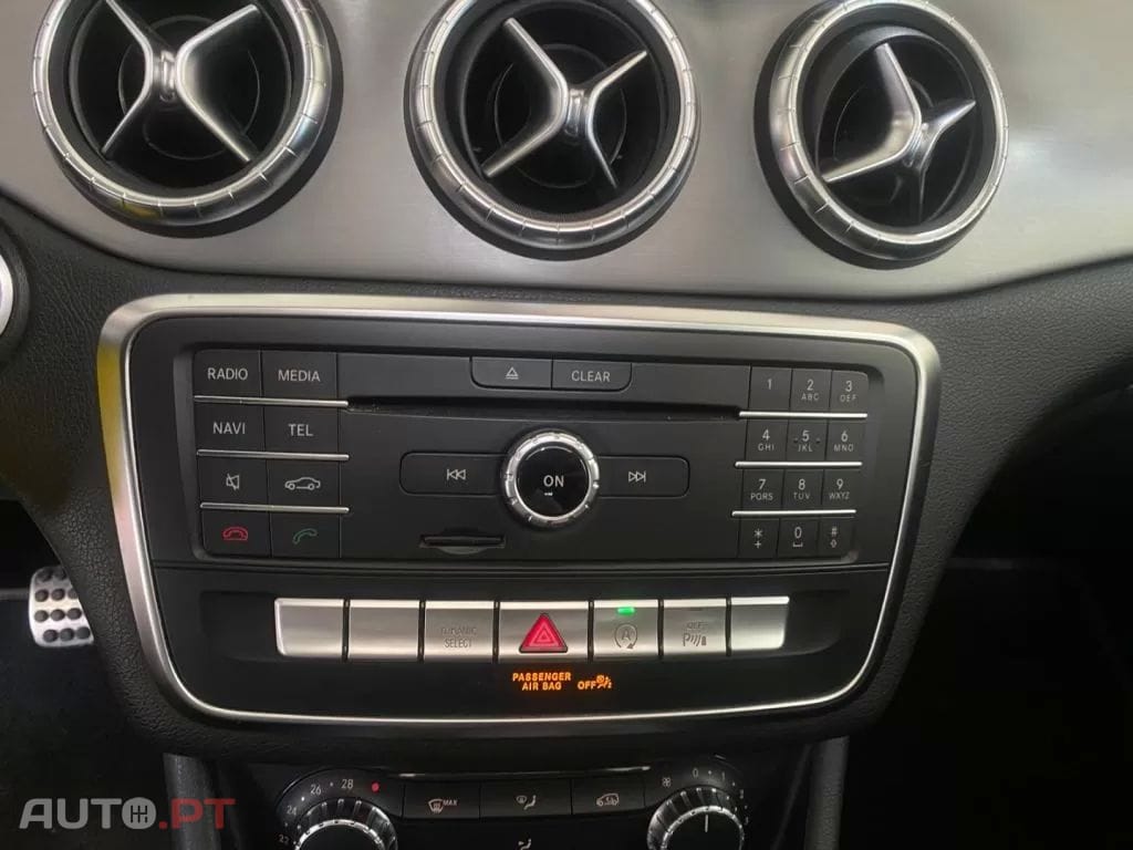 Mercedes-Benz CLA 180 d Shooting Brake AMG Line