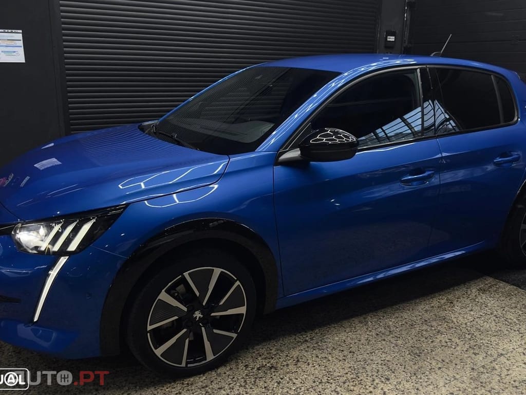 Peugeot E-208 GT Pack