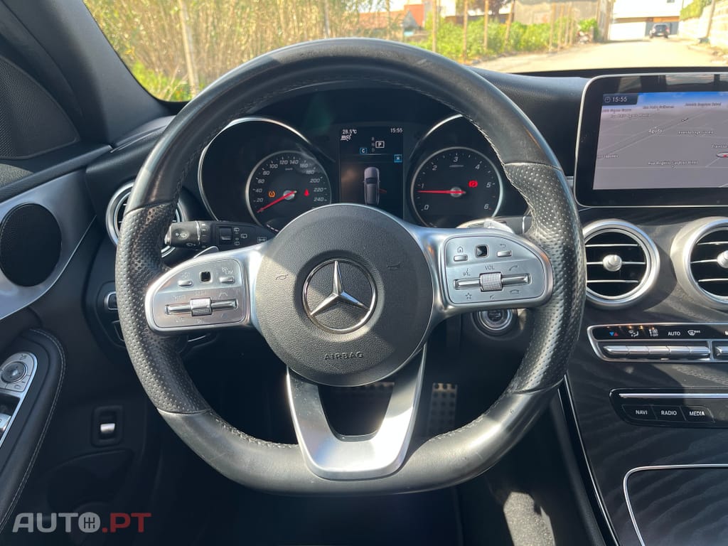 Mercedes-Benz C 220 d AMG Line