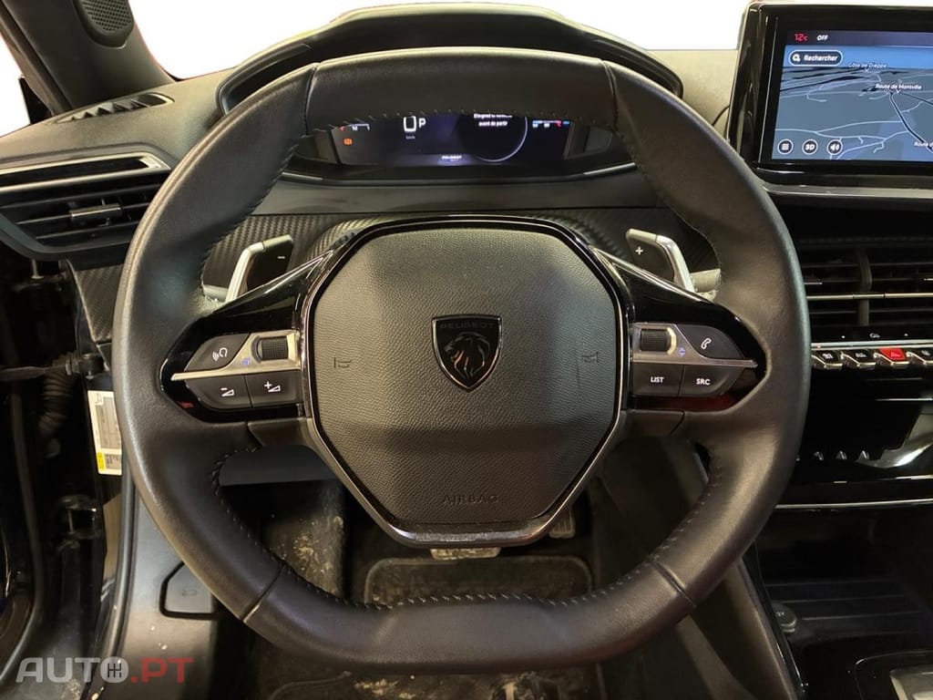 Peugeot 2008 1.2 PureTech Allure EAT8