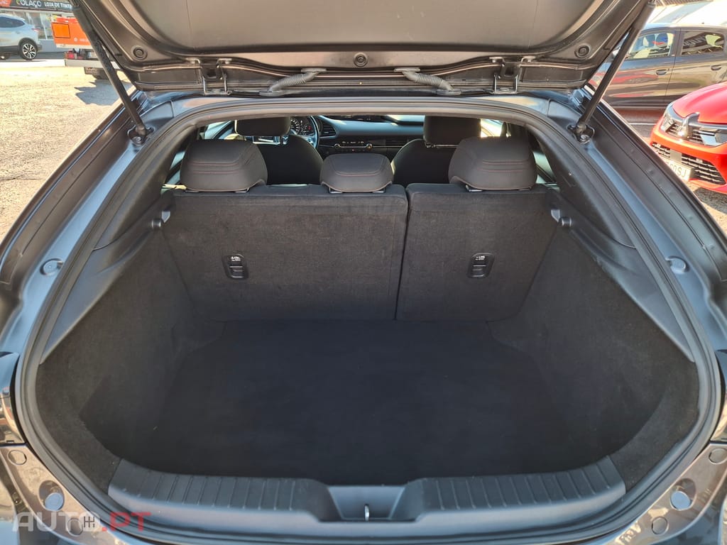 Mazda 3 3 HB 2.0 Skyactive-G 150CV Homura
