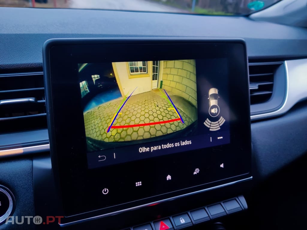 Renault Captur TCe 100 EXPERIENCE