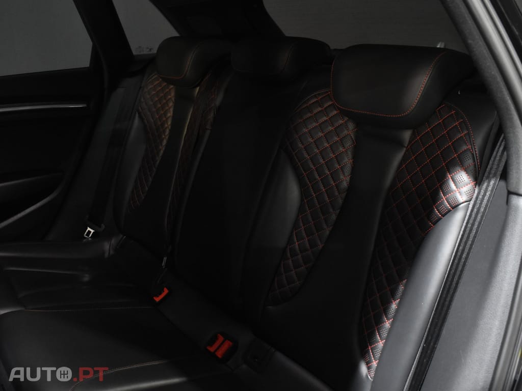 Audi RS3 Sportback 2.5 TFSI quattro S tronic
