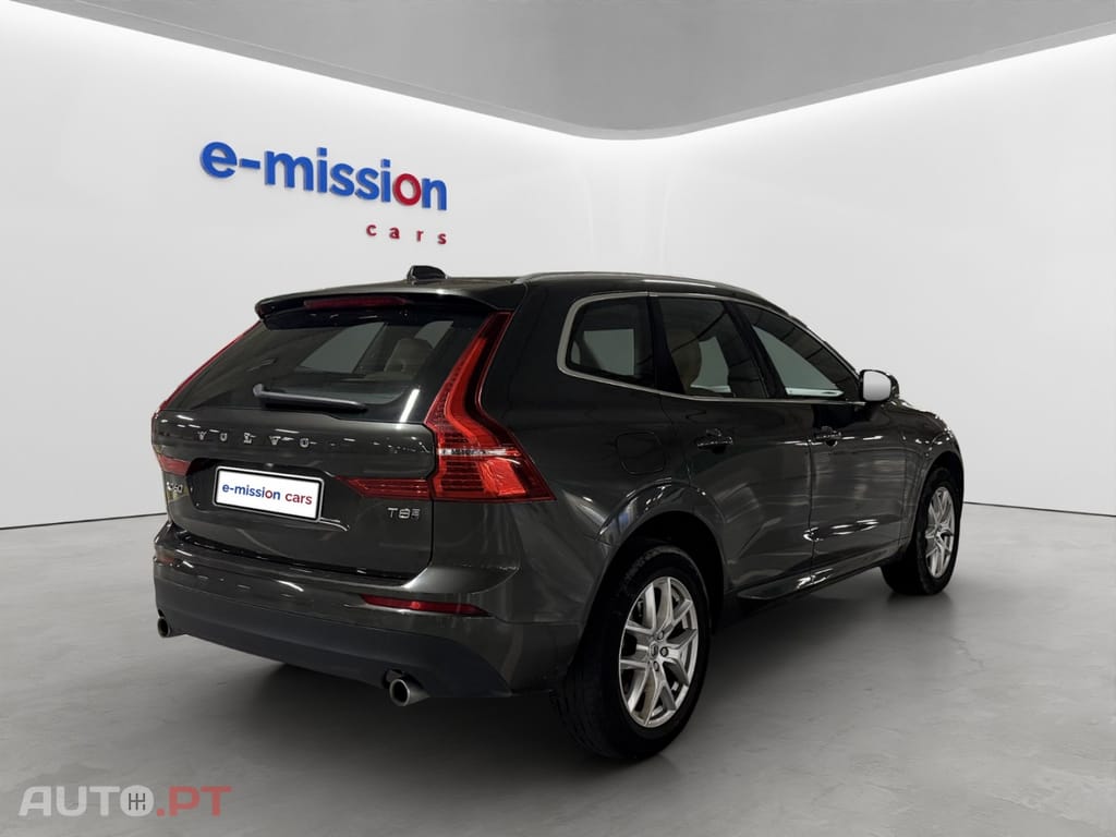 Volvo XC60 2.0 T8 PHEV Momentum AWD