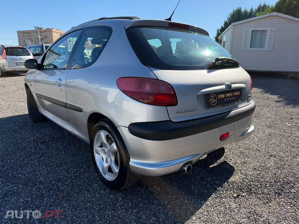 Peugeot 206 1.6 GTi