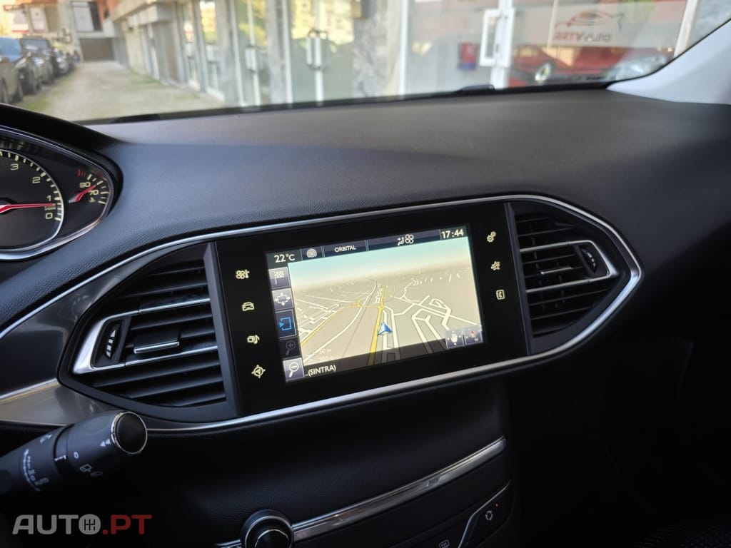 Peugeot 308 1.2 PureTech Style