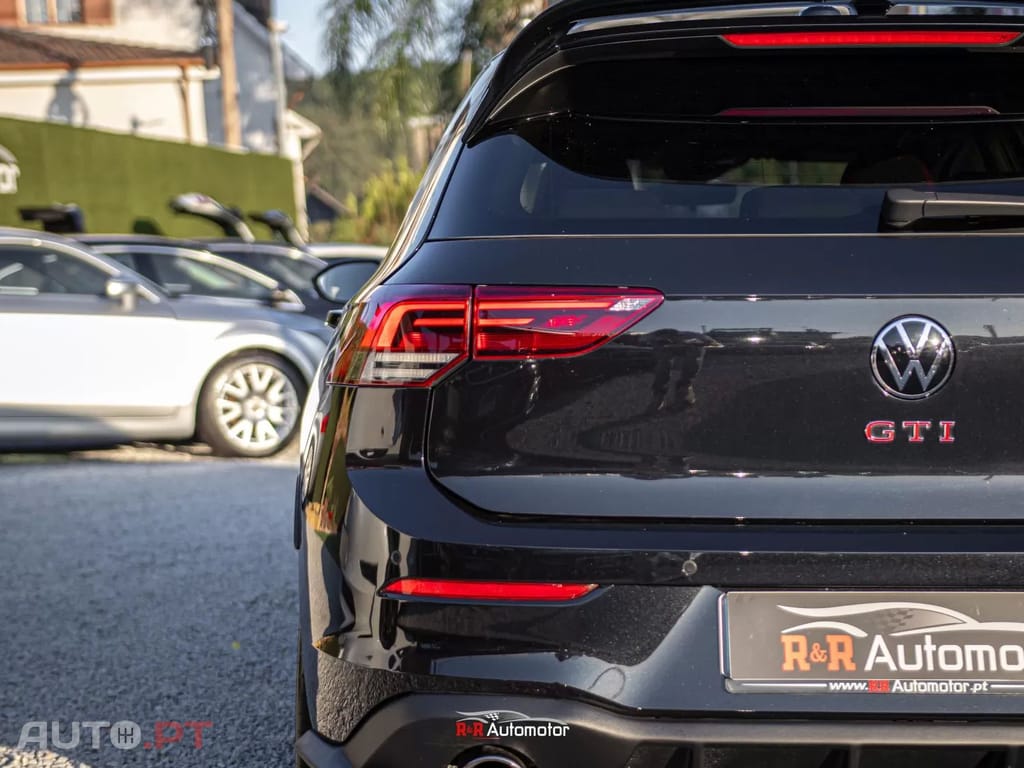Volkswagen Golf 2.0 TSI GTI DSG Performance