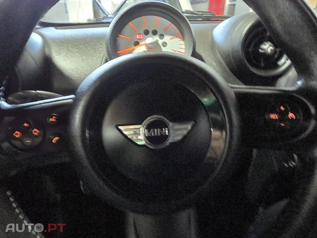 MINI Countryman One D