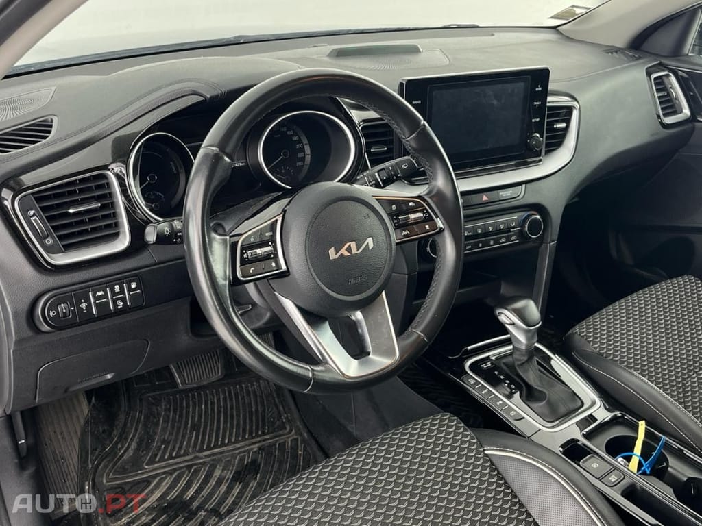 Kia Xceed 1.6 GDi PHEV Drive