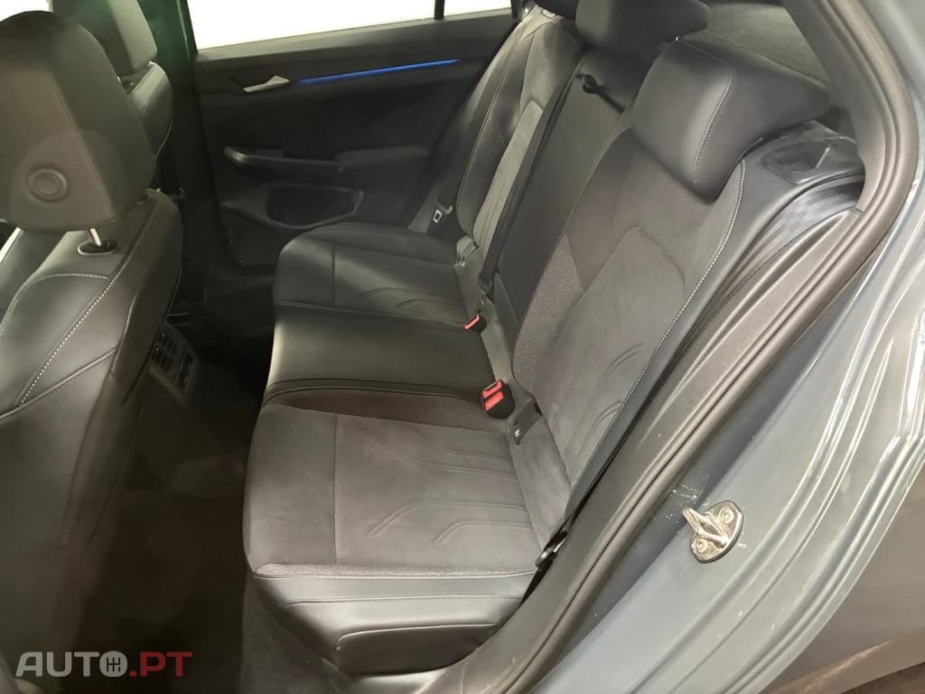 Volkswagen Golf 1.5 eTSI EVO2 Edition 50 DSG