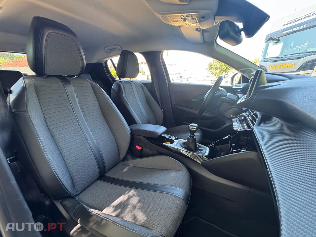 Peugeot 208 1.2 PureTech Allure