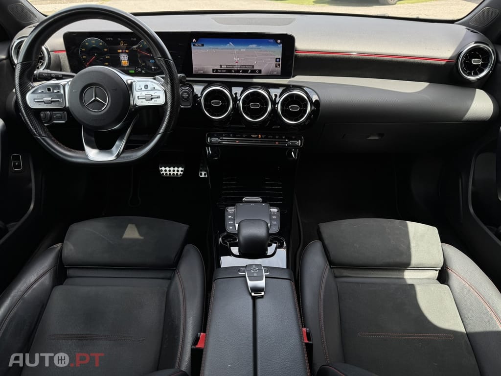 Mercedes-Benz A 250 e AMG Line