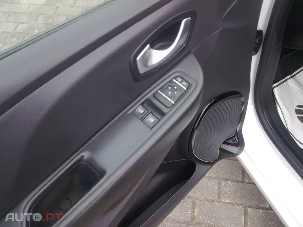 Renault Clio Sport Tourer 0.9 TCE Confort
