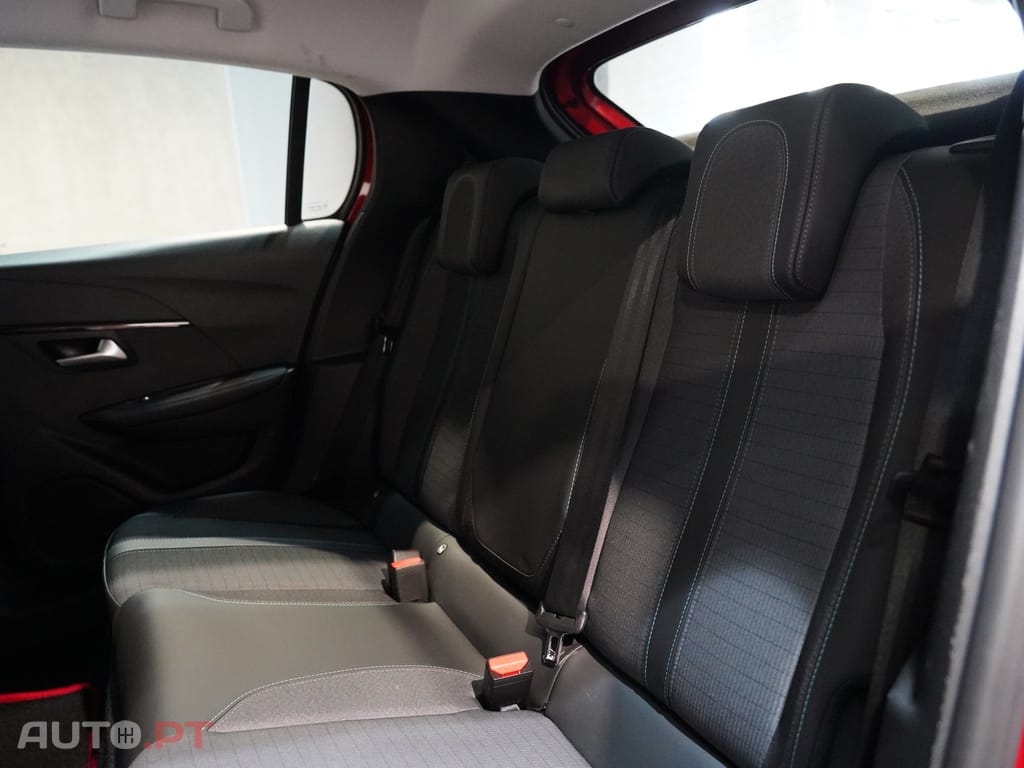 Peugeot E-208 50 kWh Allure