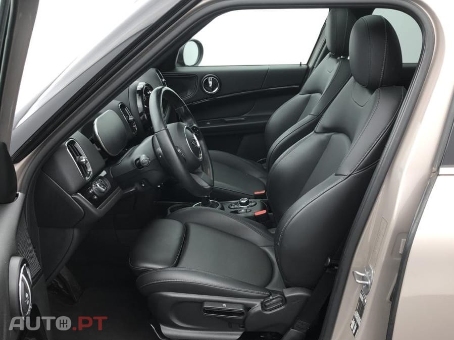 MINI Countryman Cooper Aut. Essential