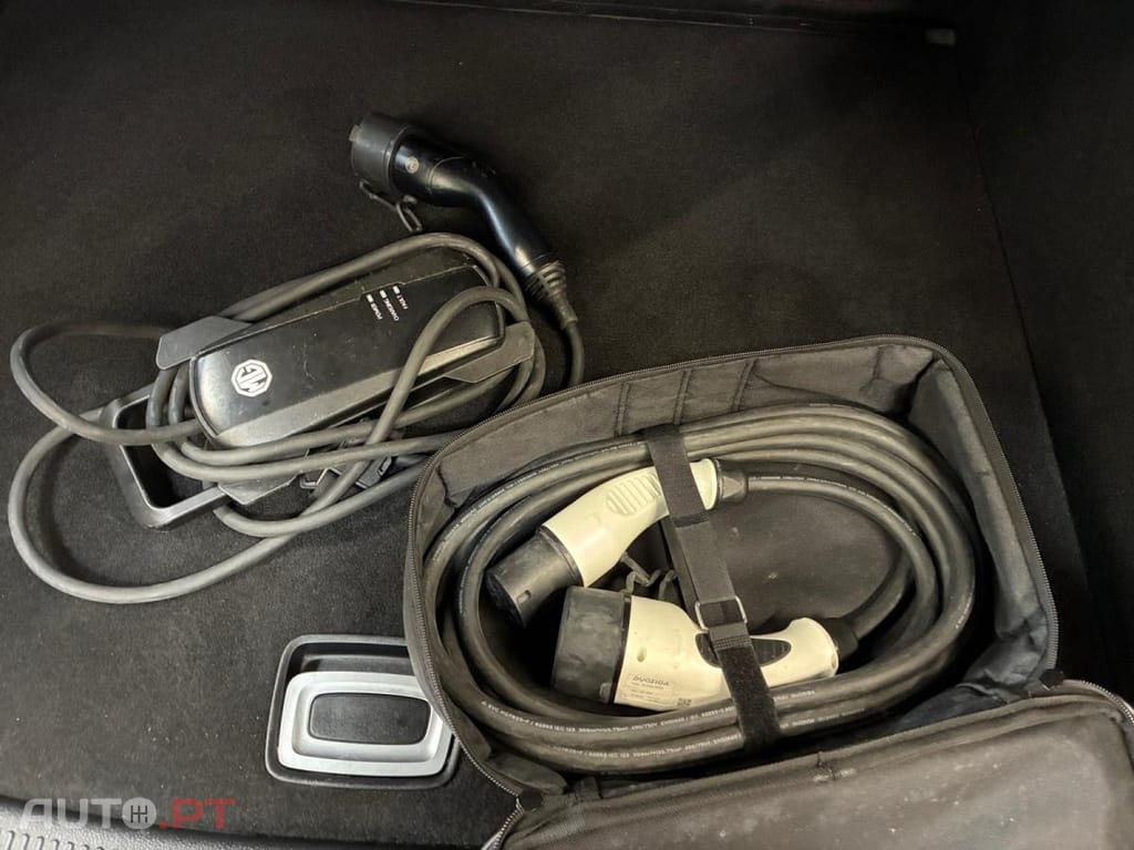 MG EHS 1.5 T-GDI Plug-in Hybrid Luxury