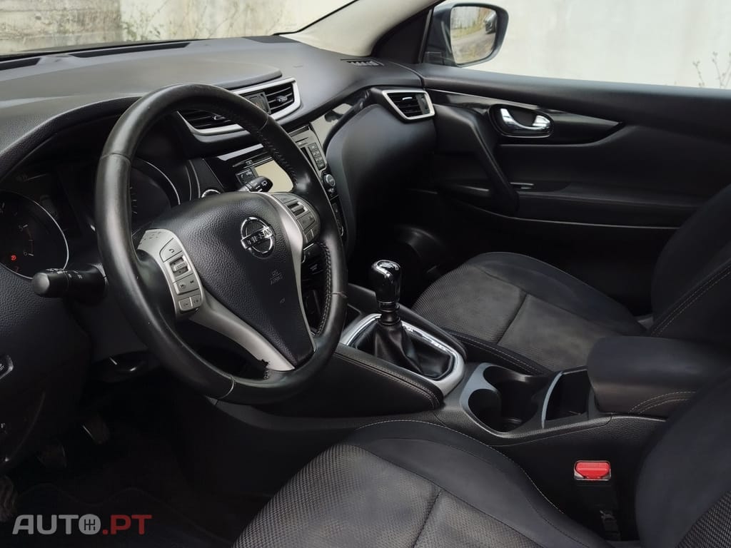 Nissan Qashqai 1.5 dCi N-Connecta